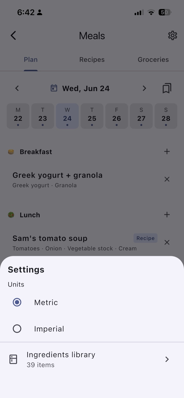 Set measurements to imperial or metric once; every recipe and the grocery list follow.